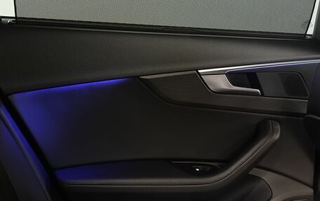 Audi A4, 2019 год, 2 250 000 рублей, 17 фотография