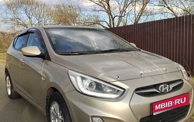 Hyundai Solaris II рестайлинг, 2013 год, 750 000 рублей, 1 фотография