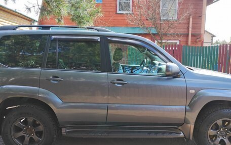 Toyota Land Cruiser Prado 120 рестайлинг, 2007 год, 2 000 000 рублей, 1 фотография