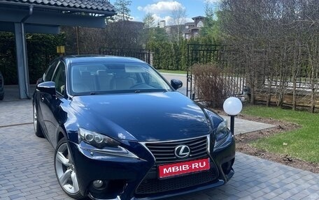 Lexus IS III, 2013 год, 2 100 000 рублей, 1 фотография