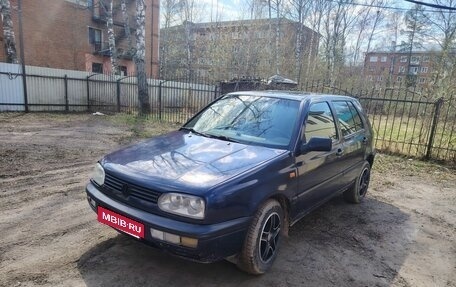 Volkswagen Golf III, 1993 год, 205 000 рублей, 1 фотография