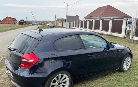 BMW 1 серия, 2007 год, 700 000 рублей, 4 фотография