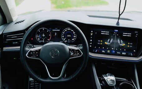 Volkswagen Touareg III, 2023 год, 11 фотография
