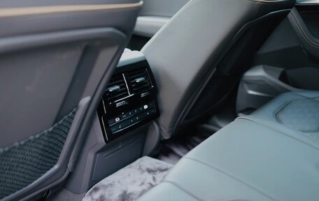 Volkswagen Touareg III, 2023 год, 17 фотография