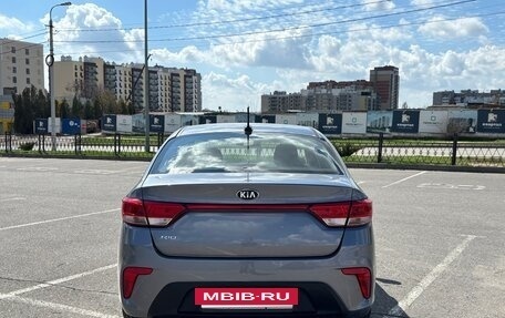 KIA Rio IV, 2018 год, 1 300 000 рублей, 2 фотография