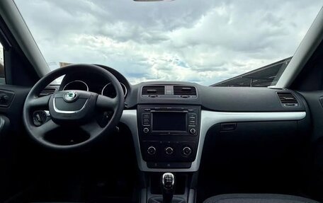 Skoda Yeti I рестайлинг, 2018 год, 990 000 рублей, 16 фотография