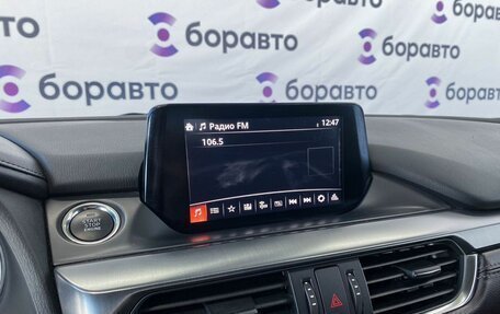 Mazda 6, 2018 год, 1 665 000 рублей, 12 фотография