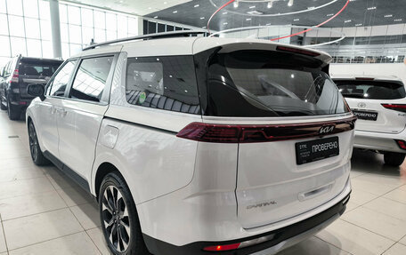 KIA Carnival, 2022 год, 3 950 000 рублей, 7 фотография