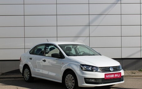 Volkswagen Polo VI (EU Market), 2018 год, 965 000 рублей, 3 фотография