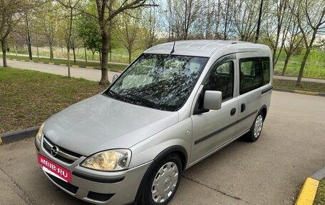 Opel Combo C, 2008 год, 590 000 рублей, 3 фотография