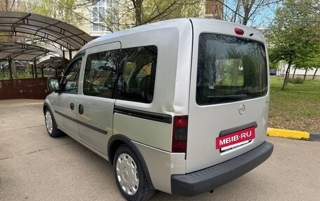 Opel Combo C, 2008 год, 590 000 рублей, 5 фотография