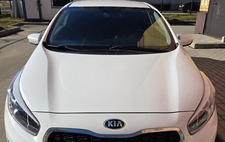 KIA cee'd III, 2016 год, 1 390 000 рублей, 2 фотография