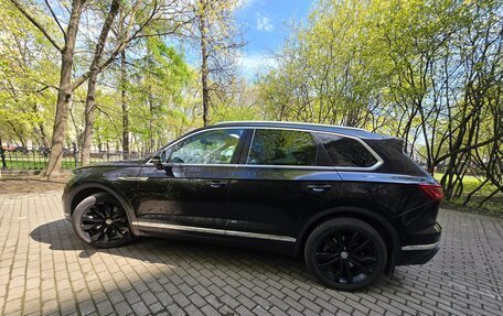 Volkswagen Touareg III, 2018 год, 4 150 000 рублей, 5 фотография