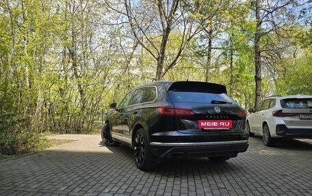 Volkswagen Touareg III, 2018 год, 4 150 000 рублей, 4 фотография