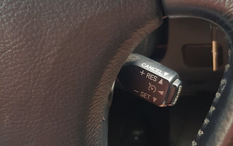 Toyota Land Cruiser Prado 120 рестайлинг, 2007 год, 2 000 000 рублей, 13 фотография