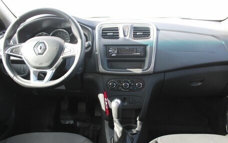 Renault Logan II, 2018 год, 685 000 рублей, 9 фотография