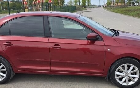 Skoda Rapid I, 2015 год, 1 050 000 рублей, 2 фотография