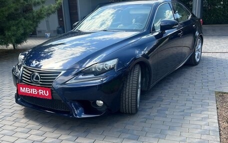 Lexus IS III, 2013 год, 2 100 000 рублей, 3 фотография