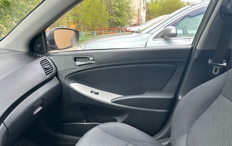 Hyundai Solaris II рестайлинг, 2011 год, 950 000 рублей, 8 фотография