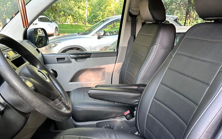Volkswagen Caravelle T5, 2014 год, 1 900 000 рублей, 7 фотография
