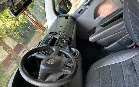 Volkswagen Caravelle T5, 2014 год, 1 900 000 рублей, 6 фотография
