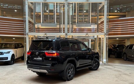 Toyota Land Cruiser, 2026 год, 15 500 000 рублей, 13 фотография