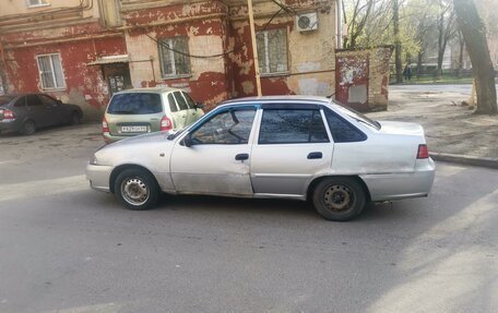 Daewoo Nexia I рестайлинг, 2012 год, 140 000 рублей, 3 фотография