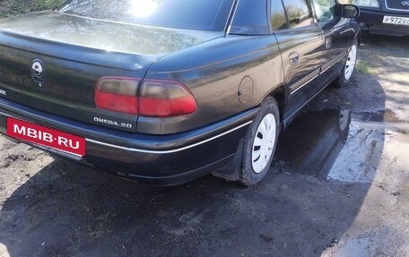 Opel Omega A, 1994 год, 90 000 рублей, 7 фотография