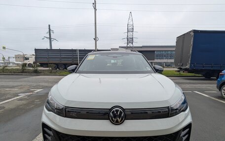 Volkswagen Tiguan, 2026 год, 4 850 000 рублей, 2 фотография