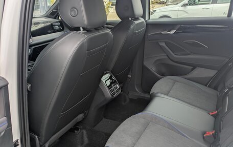 Volkswagen Tiguan, 2026 год, 4 850 000 рублей, 17 фотография
