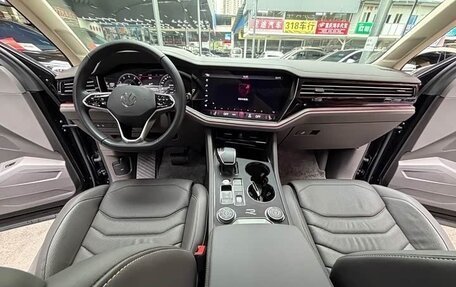 Volkswagen Touareg III, 2023 год, 6 608 240 рублей, 18 фотография