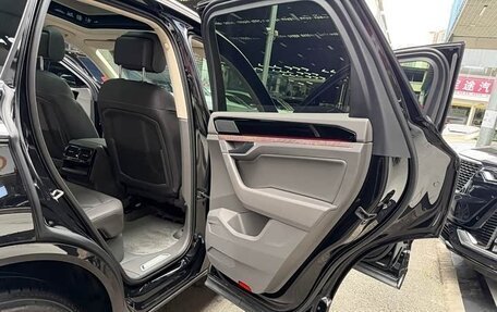 Volkswagen Touareg III, 2023 год, 6 608 240 рублей, 28 фотография