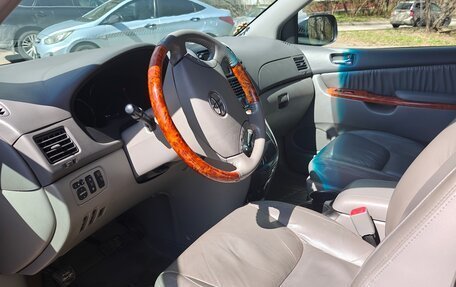 Toyota Sienna II рестайлинг, 2007 год, 1 750 000 рублей, 12 фотография