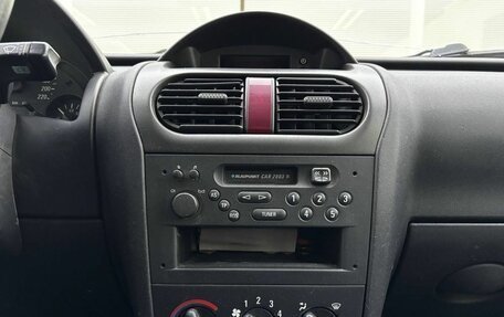 Opel Corsa C рестайлинг, 2003 год, 199 000 рублей, 18 фотография