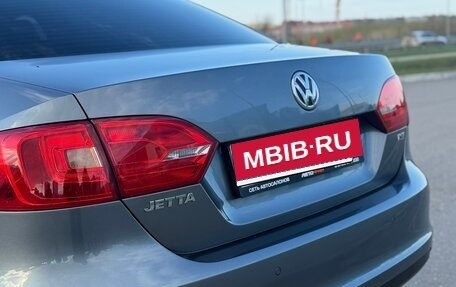 Volkswagen Jetta VI, 2013 год, 995 000 рублей, 11 фотография