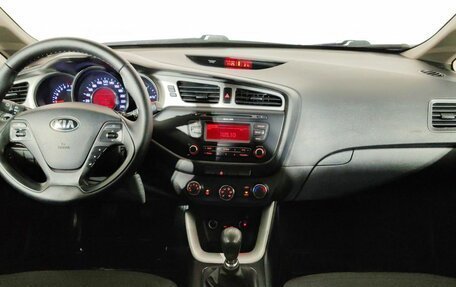 KIA cee'd III, 2014 год, 950 000 рублей, 8 фотография