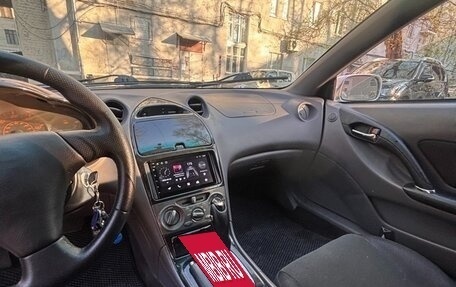 Toyota Celica VII рестайлинг, 2000 год, 1 260 000 рублей, 2 фотография