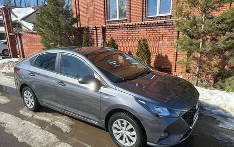 Hyundai Solaris II рестайлинг, 2021 год, 1 320 000 рублей, 11 фотография