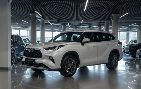 Toyota Highlander, 2026 год, 5 600 000 рублей, 1 фотография