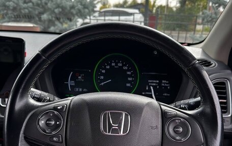 Honda Vezel, 2016 год, 1 555 555 рублей, 13 фотография