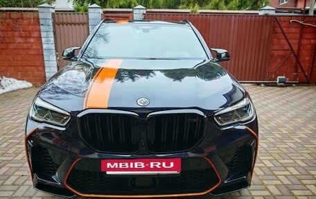 BMW X5 M, 2022 год, 15 000 000 рублей, 2 фотография