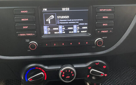 KIA Rio IV, 2017 год, 1 390 000 рублей, 16 фотография
