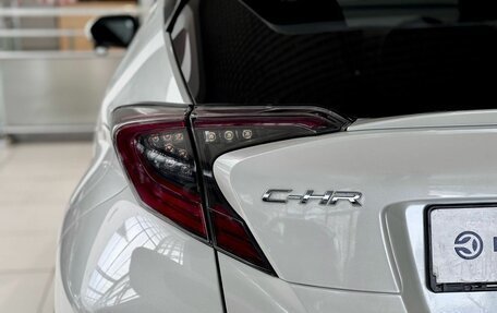 Toyota C-HR I рестайлинг, 2018 год, 1 999 000 рублей, 10 фотография
