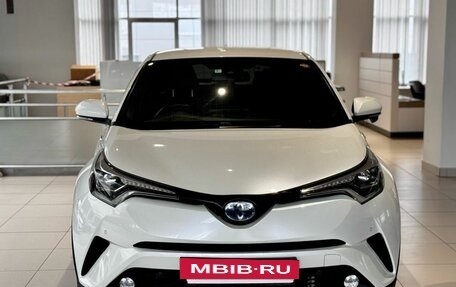 Toyota C-HR I рестайлинг, 2018 год, 1 999 000 рублей, 2 фотография