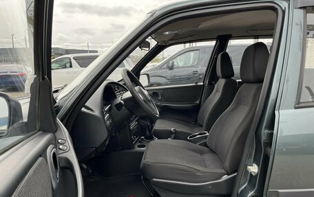 Chevrolet Niva I рестайлинг, 2013 год, 549 900 рублей, 10 фотография