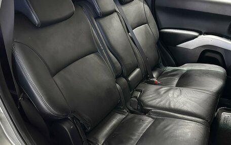 Mitsubishi Outlander III рестайлинг 3, 2008 год, 1 097 000 рублей, 13 фотография