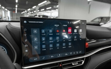 Toyota Highlander, 2026 год, 5 600 000 рублей, 23 фотография