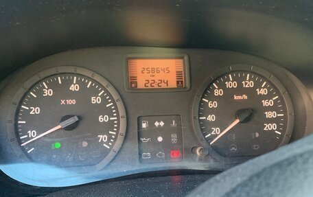 Renault Logan I, 2006 год, 140 000 рублей, 6 фотография
