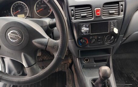 Nissan Almera, 2003 год, 140 000 рублей, 2 фотография