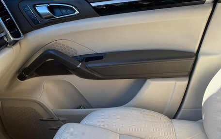 Porsche Cayenne III, 2013 год, 3 200 000 рублей, 14 фотография